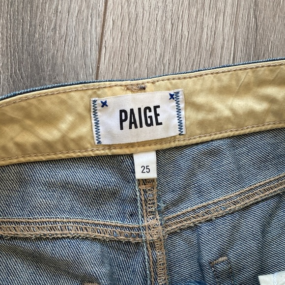 Paige denim Callie Crop distressed size 25 - Picture 2 of 4